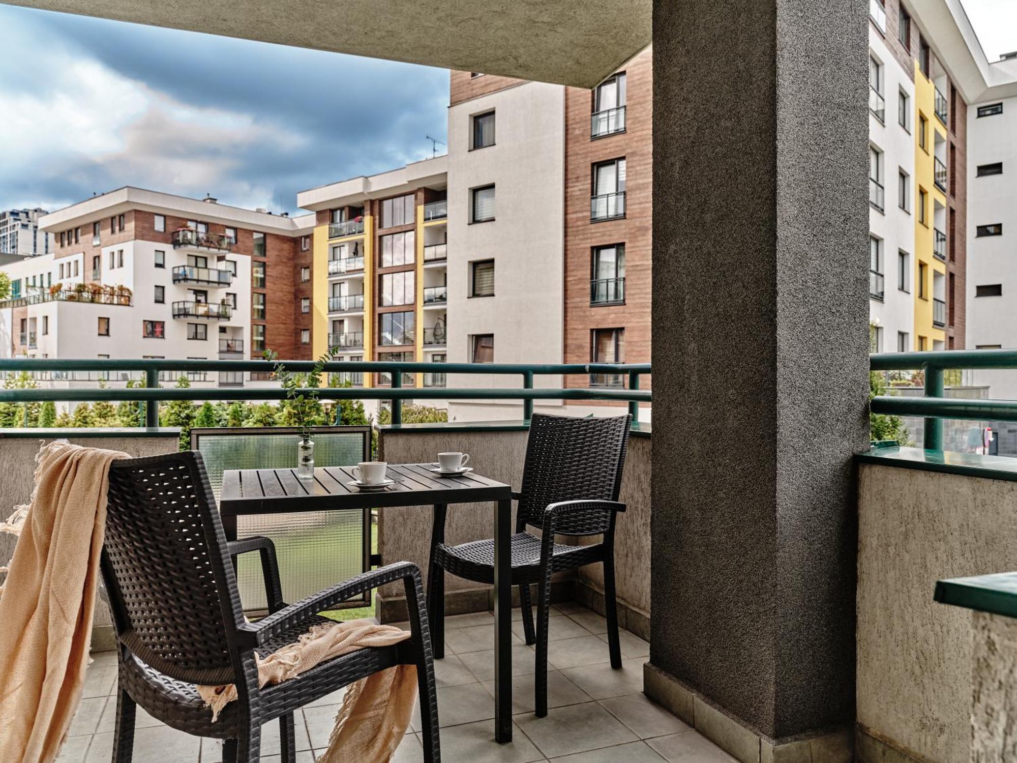 Apartamenty Media Park Varşova Dış mekan fotoğraf