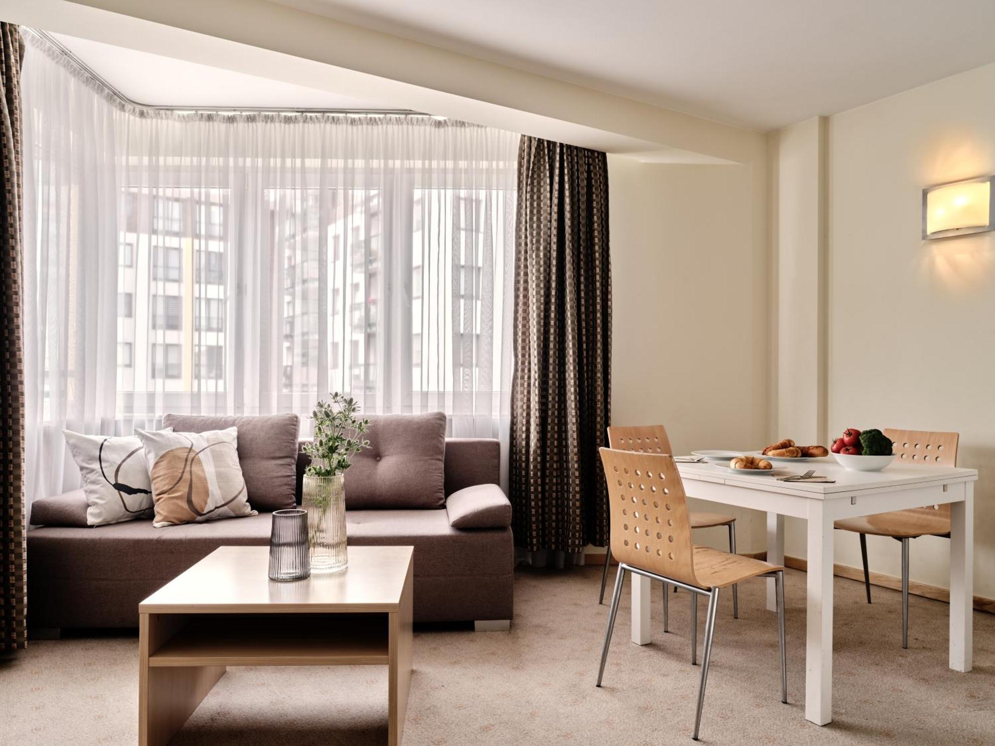 Apartamenty Media Park Varşova Dış mekan fotoğraf